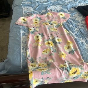 Pretty dress for summer.Only for $4😊